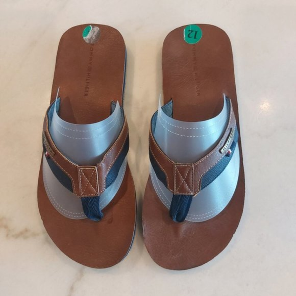 Tommy Hilfiger Drake-T‎ Men's Flip Flops Flat Sandals Cognac Faux Leather Sz 12